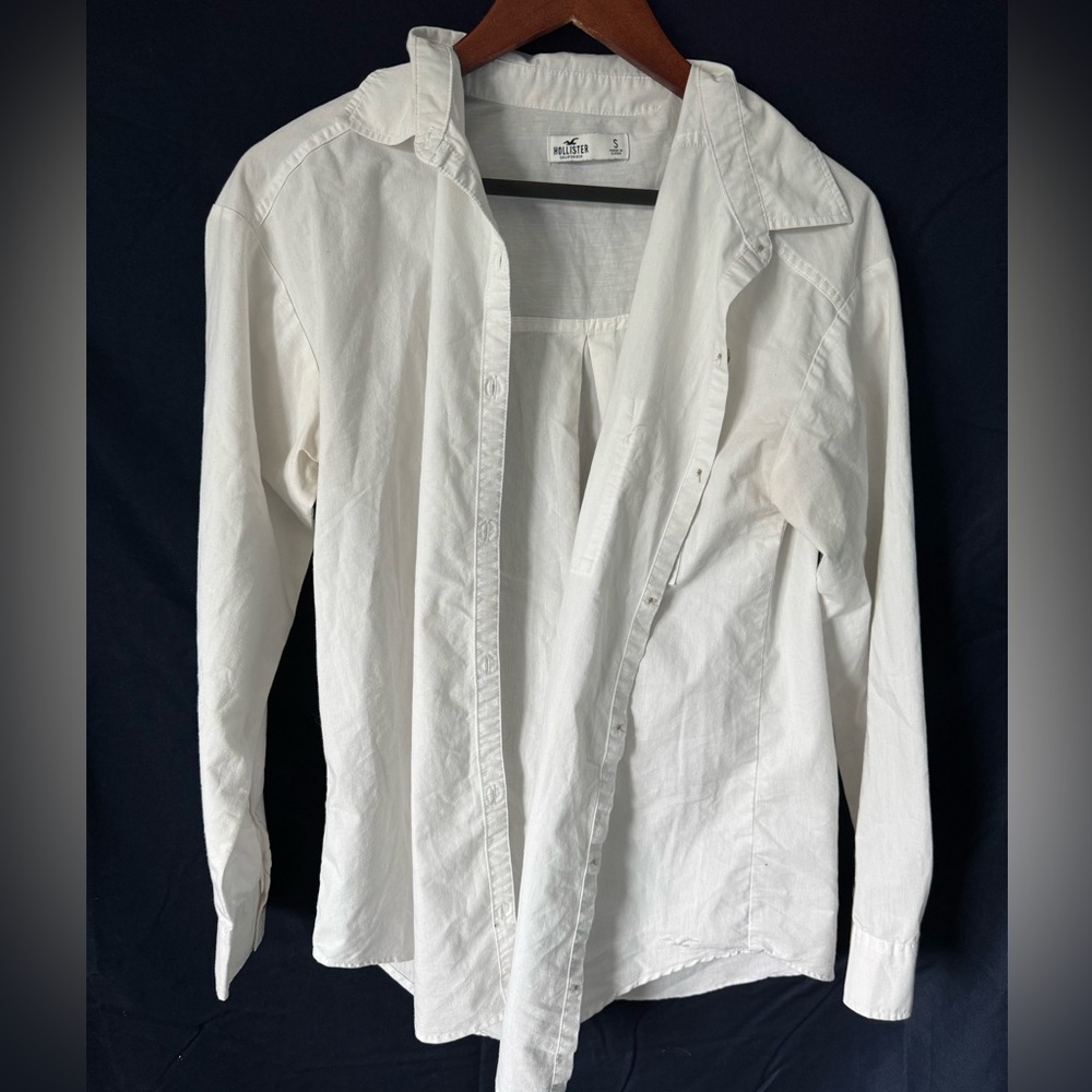 White collared button up dress shirt